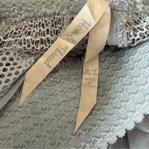 NWT Hem & Thread High Low Skirt Size M/L - Picture 5 of 5